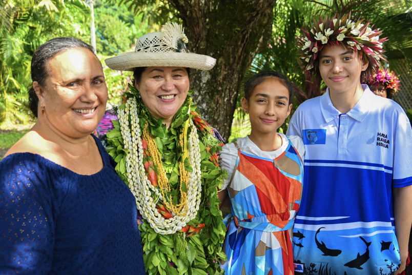 Dame Cindy with Vaine Wichman, Cook Islands National Council for Women President, and her daughters