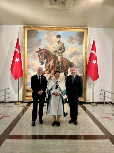 Dr Davies, Dame Cindy and His Excellency Mr Greg Lewis, Ambassador of New Zealand to Türkiye