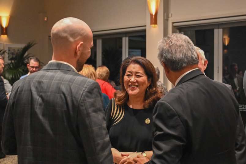 Dame Cindy speaks with guests at the launch of Te Korowai o Taonui Charitable Trust
