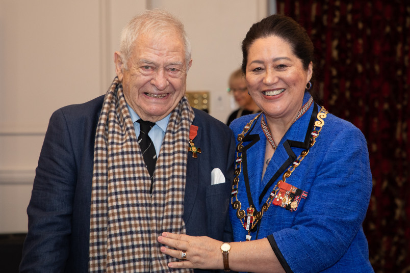 Mr Earle Kirton, of Upper Hutt, ONZM for services to rugby