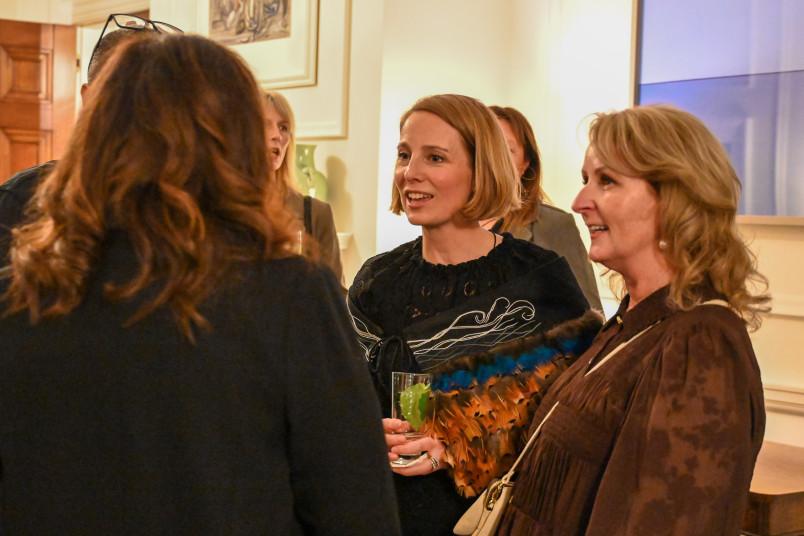 Dame Cindy speaks with guests