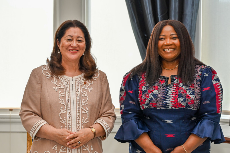 HE Ms Doris Brese, High Commissioner of the Republic of Ghana, with Dame Cindy