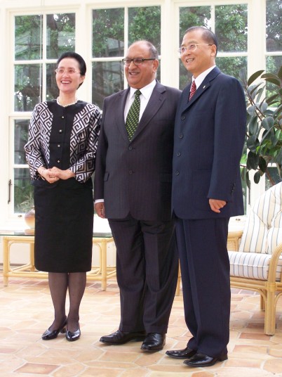 China's Ambassador presents his credentials.