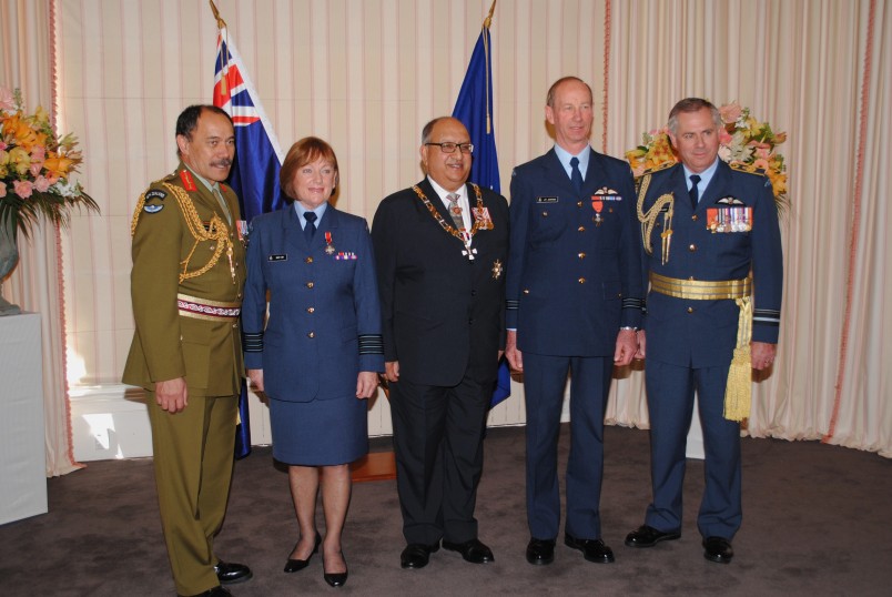 Service to the RNZAF recognised.