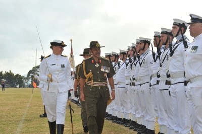 The Governor-General, Lt Gen The Rt Hon Sir Jerry Mateparae, inspects the Guard of Honour.