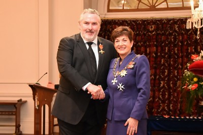 An image of Mr Simon O’Neill, ONZM of Auckland, for services to opera. 