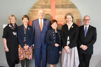 Image of Dame Patsy and Sir David with Auckland Art Gallery Principal Conservator Sarah Hillary, Director Rhana Devenport, Deputy Director Craig Goodall and Head of Advancement and Sponsorship, Sue Sinclair