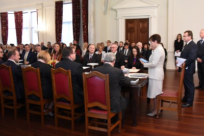Image of Dame Patsy welcoming the soon-to-be Ministers and Under-Secretaries