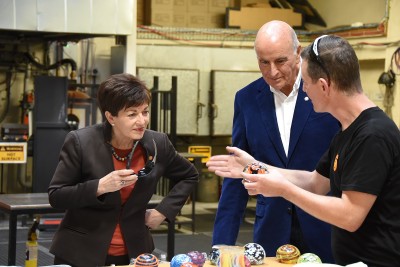 Image of Dame Patsy and Sir david selecting colours for their paperweights