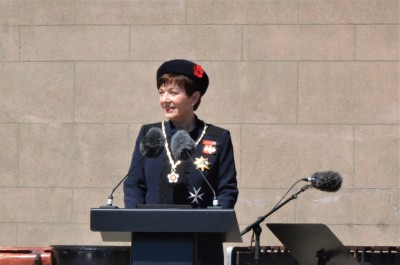 an image of Dame Patsy delivering her commemorative address