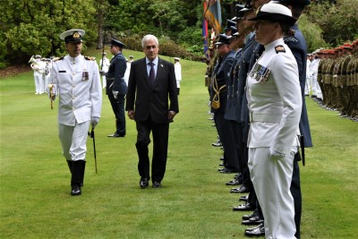 an image of President Pinera inspecting the Guard of Honour