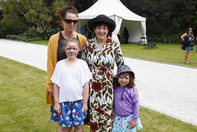 Image of Dame Patsy with Hayley, Emily and Hazel Jahnke
