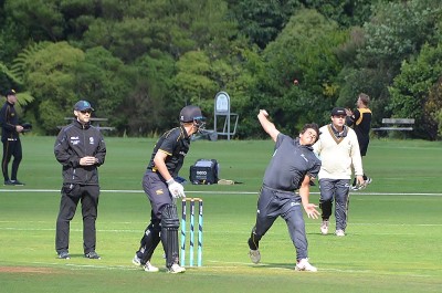 Image of a bowler at the NZ Maori Schools XI vs Governor General's XI