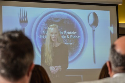Image of Suzy Amis Cameron on video