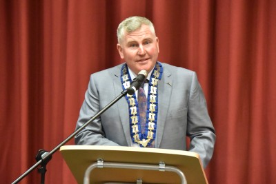 Image of Buller District Mayor, Jamie Cleine speaking