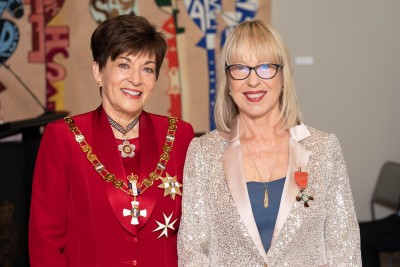 Ms Michele Hine, Dame Patsy Reddy