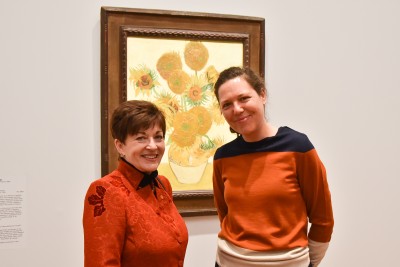 Image of Dame Patsy with NGA co-ordinating curator Sally Foster
