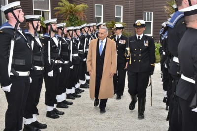HE Mr Oscar Atehortua Duque, Ambassador of the Republic of Colombia inspecting the Guard of Honour