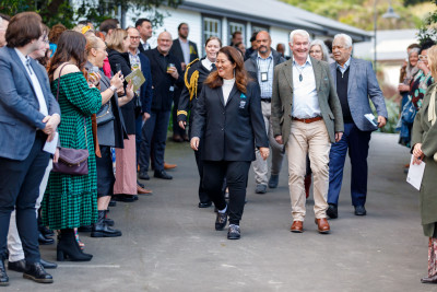 Their Excellencies arrive at the hāngī pit