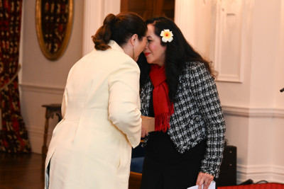 Dame Cindy greeting Frances Tagaloa