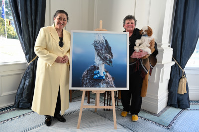 Dame Cindy and Catherine Daniles with one of her art works