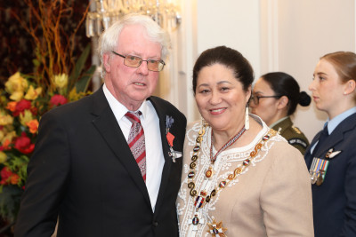 Mr Kerry Hudson, Dame Cindy Kiro