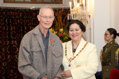 Mr Mark Crompton, Dame Cindy Kiro