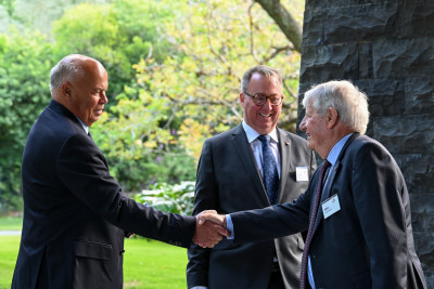 Mike Tomlinson greets Sir Collin Tukuitonga