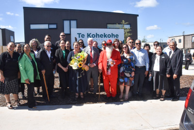 Dame Cindy with Ngapuhi Group, Te Kohekohe Housing Team and supporters