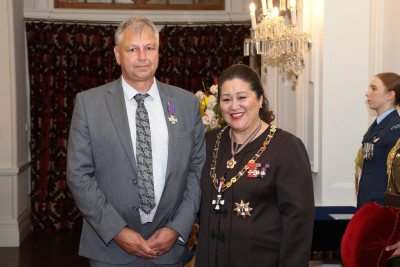 Mr Roland Ipenburg, of Picton, New Zealand Bravery Decoration for an act of exceptional bravery in a situation of danger