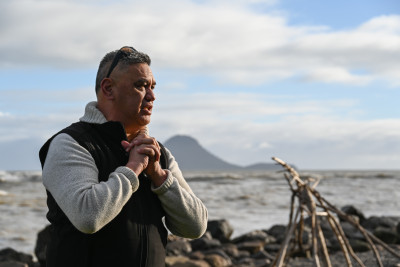 Des explaining the significance of Moutohorā