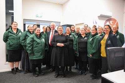 Dame Cindy and Dr Davies meeting Kaimahi at Ngati Awa Social and Health Services 