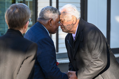 HE Mr Ishmael Mali Avui greets Government House Kaumatua Joe Harawira