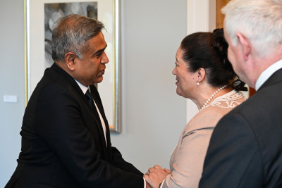 Dame Cindy meeting Mervin Singham, Chief Executive of the Ministry for Ethnic Communities