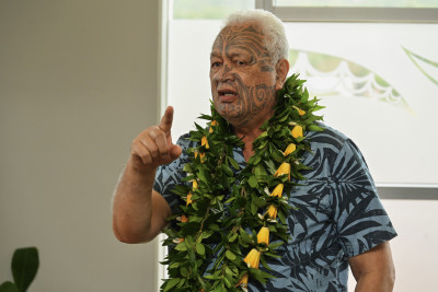 Kaumātua Joe Harawira speaking at the welcome