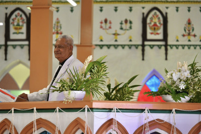 The leader of the congregation delivering his sermon