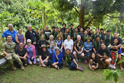 Dame Cindy and Dr Davies with the wider Kōrero o te ‘Ōrau team and supporters