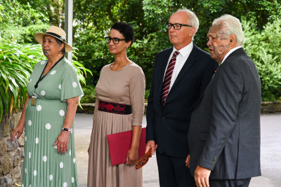 HE Ms Ms Samija Šerifa, and Mr Dermot Ross, with Government House Kuia Pauline Hopa and Kaumatua Joe Harawira