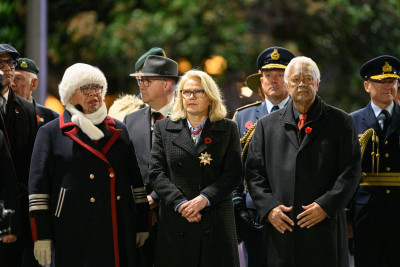 Kuia Puhiwahine Tibble, Dame Helen Winkelmann, and Kaumātua Joe Harawira arriving for the Dawn Service