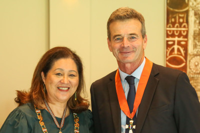 Mr Don Mackinnon, of Auckland, CNZM for services to sports governance