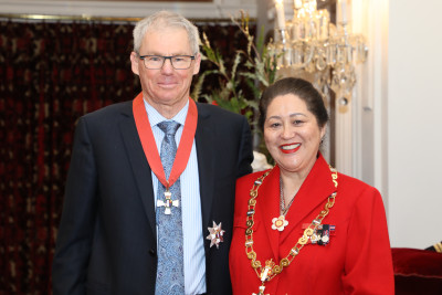 Professor Sir Graham Le Gros, of Wellington, KNZM for services to medical science