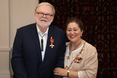 Mr Nick Billowes, of Upper Hutt, ONZM for services to education