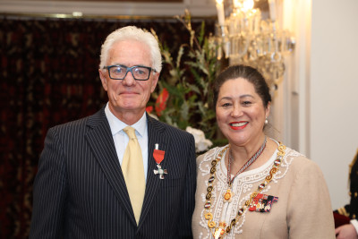 Mr Gerald Hope, of Blenheim, MNZM for services to local government, business and the community