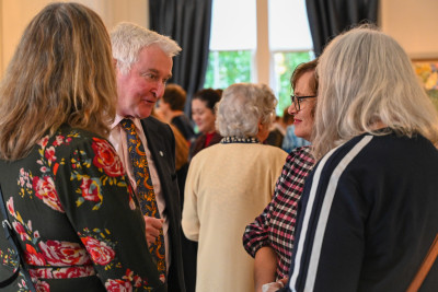 Dr Davies speaks with Guild members