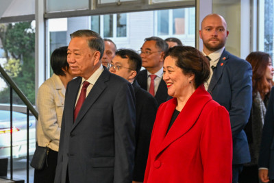 General Secretary and President Tô Lâm and Dame Cindy receive a Pao Call of Welcome