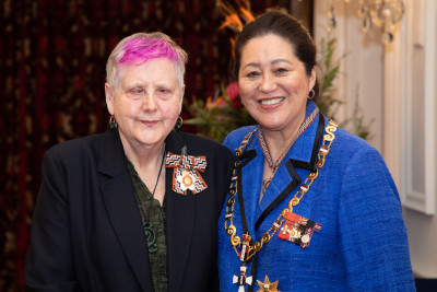 Ms Robyn Hunt, ONZM, of Wellington, KSO for services to people with disabilities and the arts