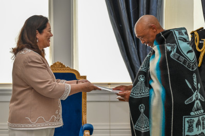 HE Mr Retšelisitsoe Theko, High Commissioner of the Kingdom of Lesotho, presents his credentials