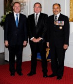 The Governor-General and Rt Hon John Key greet Hon Murray McCully upon entrance.