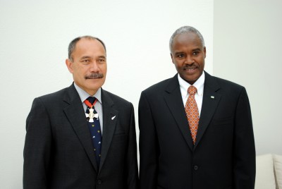 High Commissioner of Rwanda, HE Dr Charles Murigande, and the Governor-General.