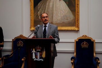 The Governor-General gives his welcoming address.